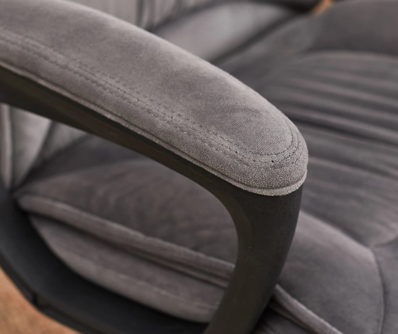 Gray & Black Executive Office Chair 8 Gray & Black Executive Office Chair - Image 8