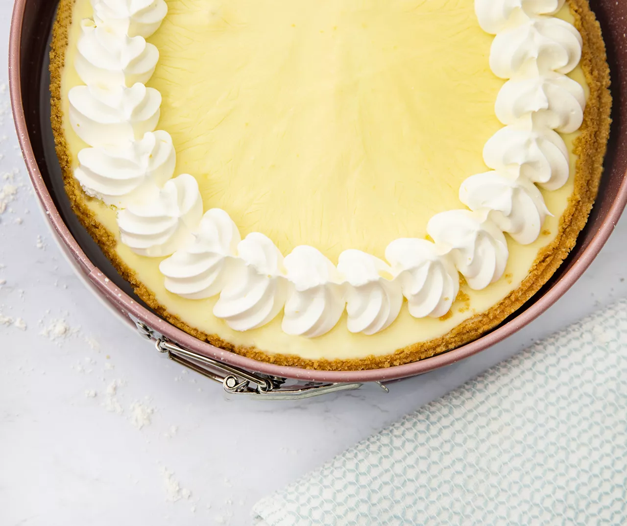 Rose Gold Speckled Springform Pan, (9") 2 Rose Gold Speckled Springform Pan, (9") - Image 2