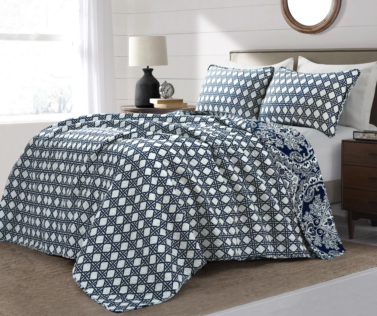 Aubree Navy & White Full/Queen 3-Piece Quilt Set 3 Aubree Navy & White Full/Queen 3-Piece Quilt Set - Image 3