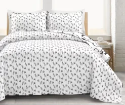 Scandinavian Floral Quilt Set -Home Furnishing Store 810553021 2