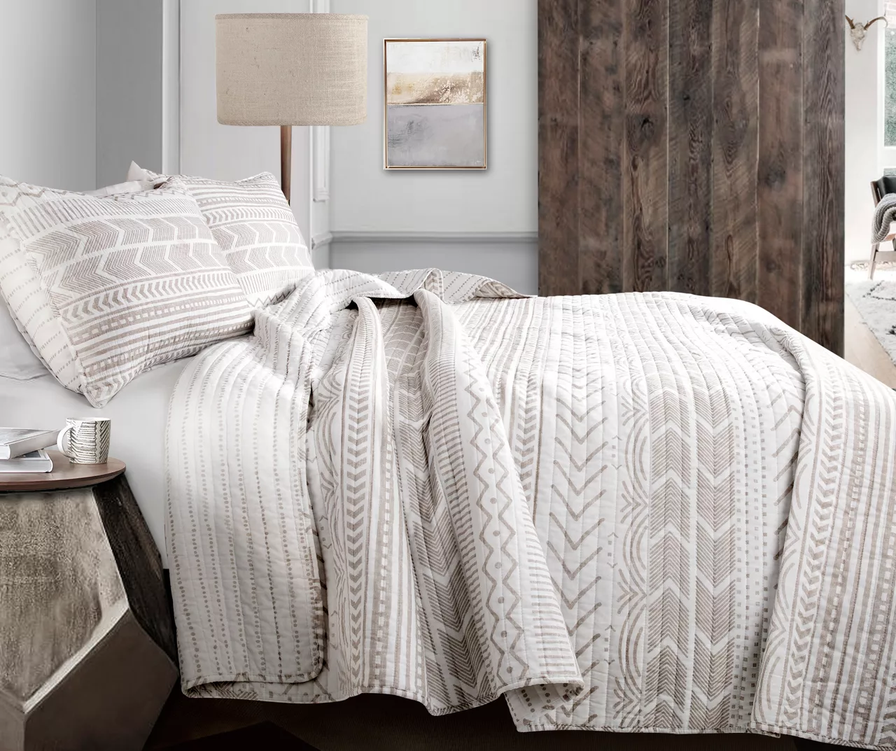 Hygge White & Taupe Geometric Full/Queen 3-Piece Quilt Set 1 Hygge White & Taupe Geometric Full/Queen 3-Piece Quilt Set