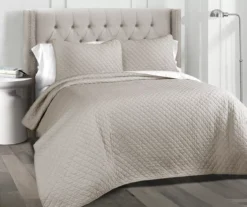 Ava Diamond-Quilted 3-Piece Quilt Set -Home Furnishing Store 810553353 1