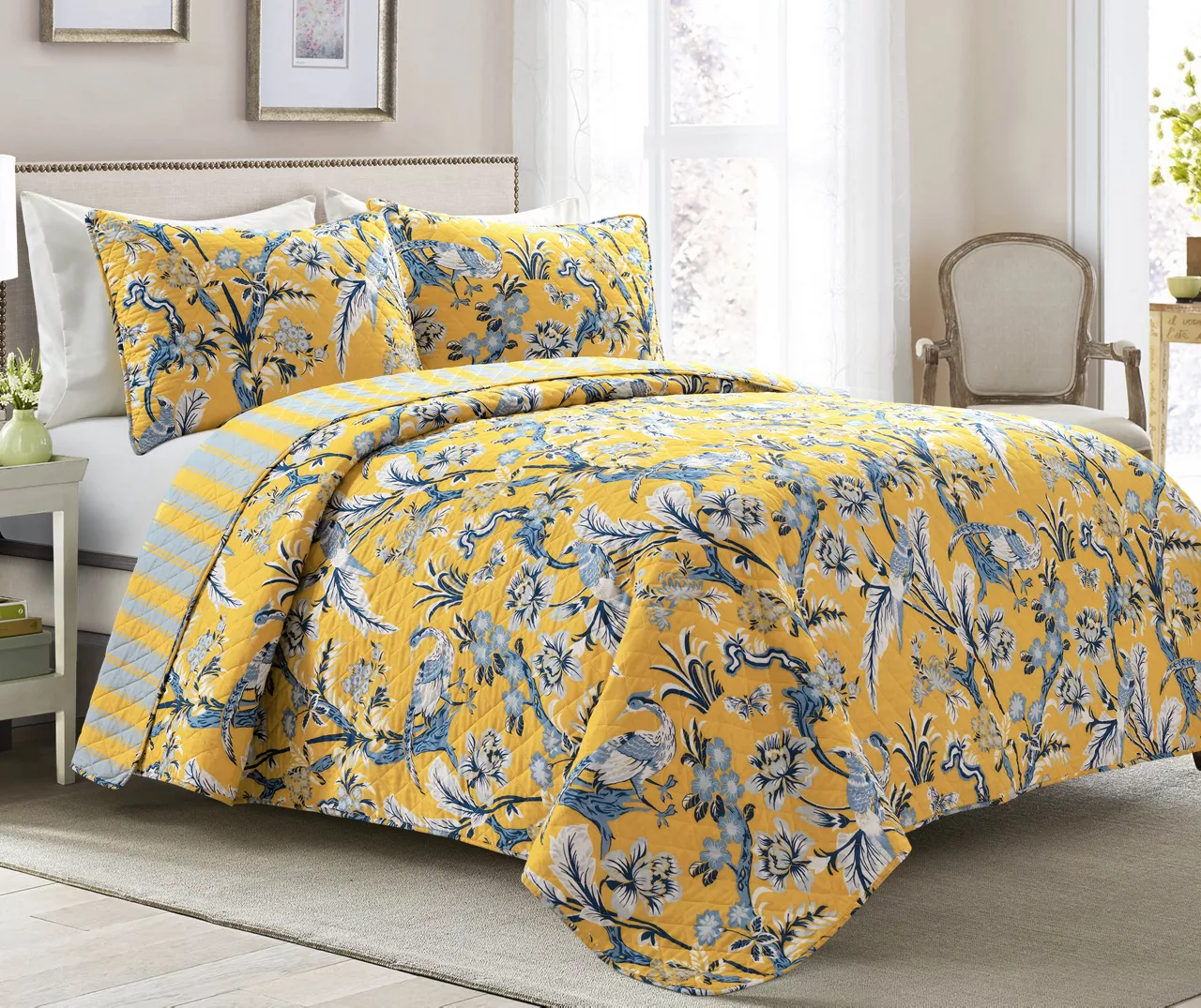 Dolores Floral Reversible 3-Piece Quilt Set 11 Dolores Floral Reversible 3-Piece Quilt Set - Image 11