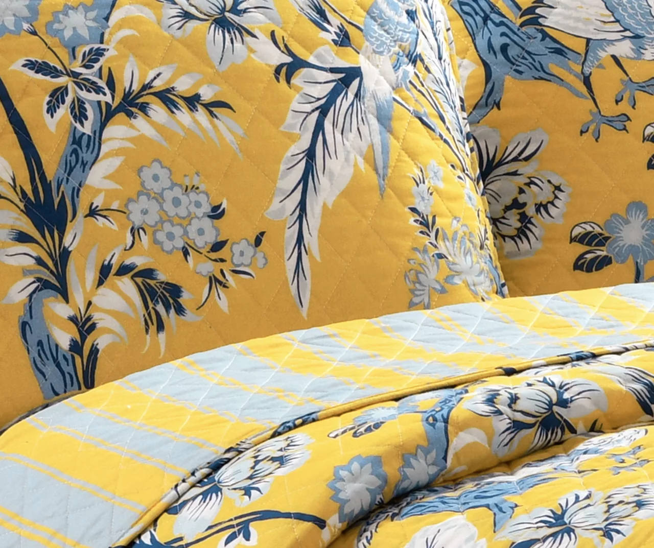 Dolores Floral Reversible 3-Piece Quilt Set 13 Dolores Floral Reversible 3-Piece Quilt Set - Image 13