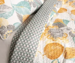Layla Floral Reversible 3-Piece Quilt Set -Home Furnishing Store 810553410 2