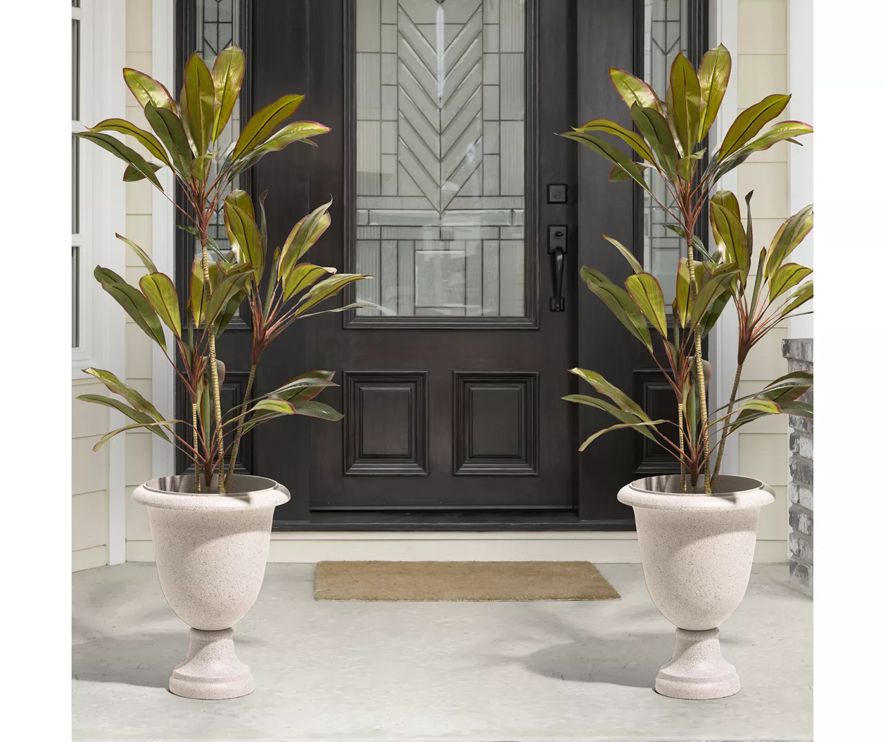 Glitzhome Plastic Urn Planters, 2-Pack 7 Glitzhome Plastic Urn Planters, 2-Pack - Image 7