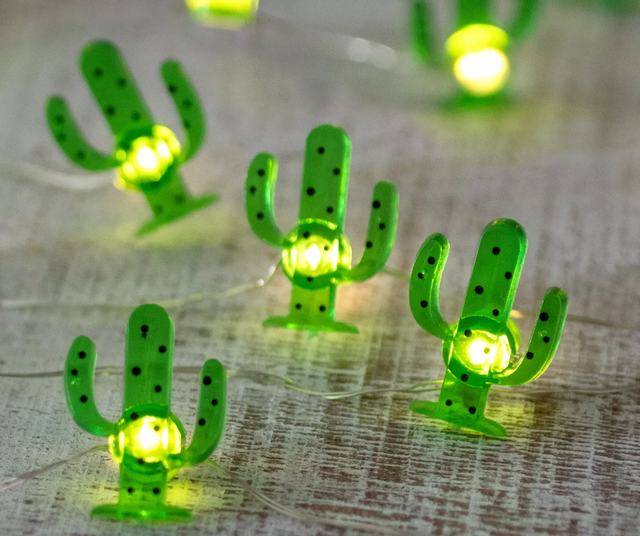 Northlight Green Cactus LED Fairy Light Set, 10-Lights 2 Northlight Green Cactus LED Fairy Light Set, 10-Lights - Image 2