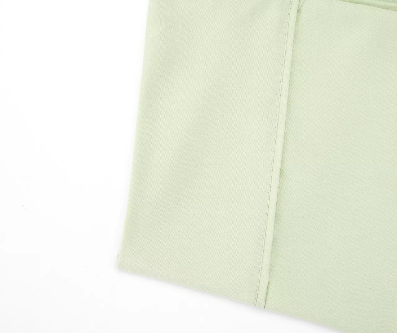Green Twin 3-Piece Microfiber Sheet Set 2 Green Twin 3-Piece Microfiber Sheet Set - Image 2