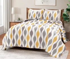 Gold & Gray Mid-Century Waves Full/Queen 3-Piece Quilt Set