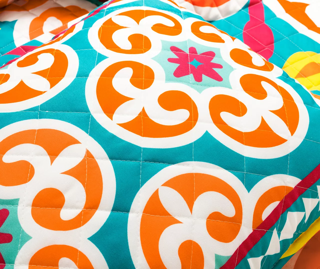 Lush Decor Orange & Turquoise Boho Floral Reversible Quilt Set 12 Lush Decor Orange & Turquoise Boho Floral Reversible Quilt Set - Image 12