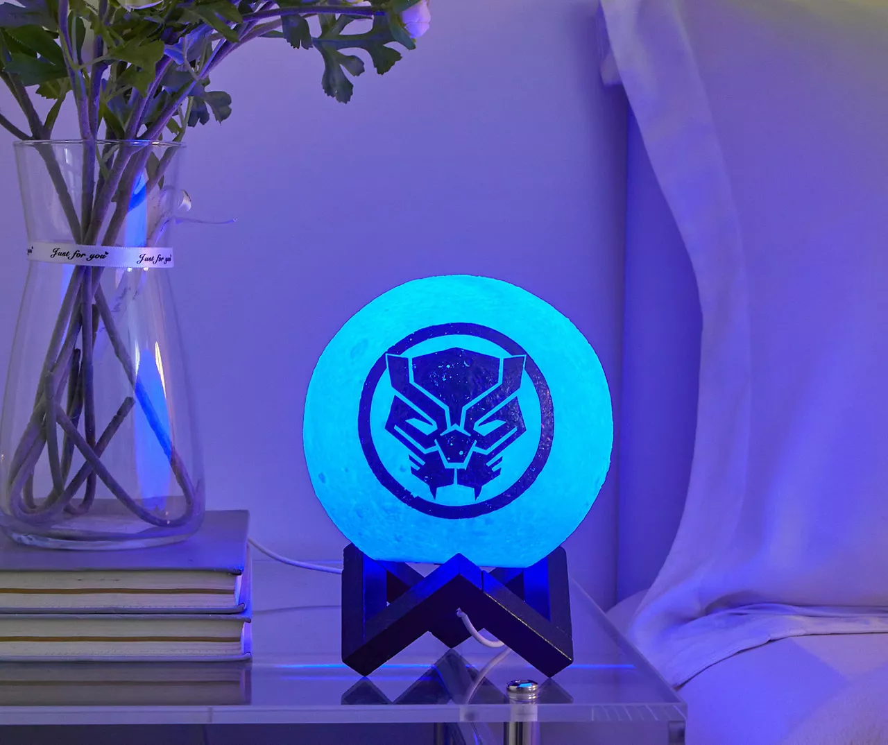 Marvel Black Panther Icon Multi-Color Moon Lamp 4 Marvel Black Panther Icon Multi-Color Moon Lamp - Image 4