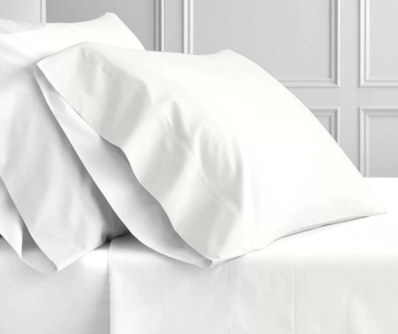White 1,500-Thread Count Queen 4-Piece Sheet Set 3 White 1,500-Thread Count Queen 4-Piece Sheet Set - Image 3