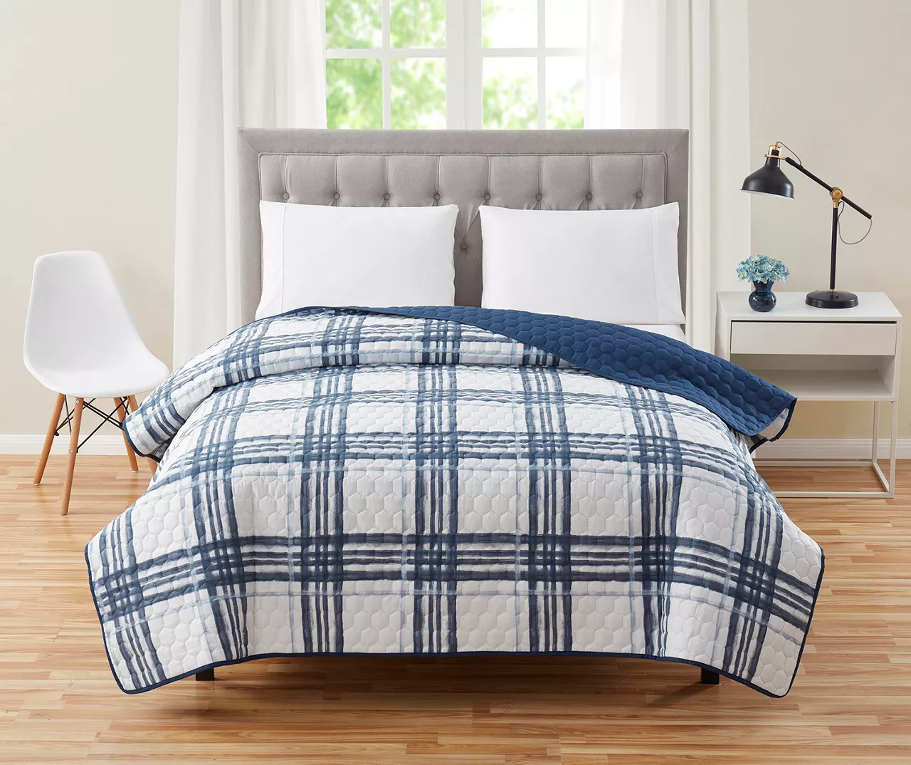 White & Navy Plaid Microfiber Quilt 1 White & Navy Plaid Microfiber Quilt